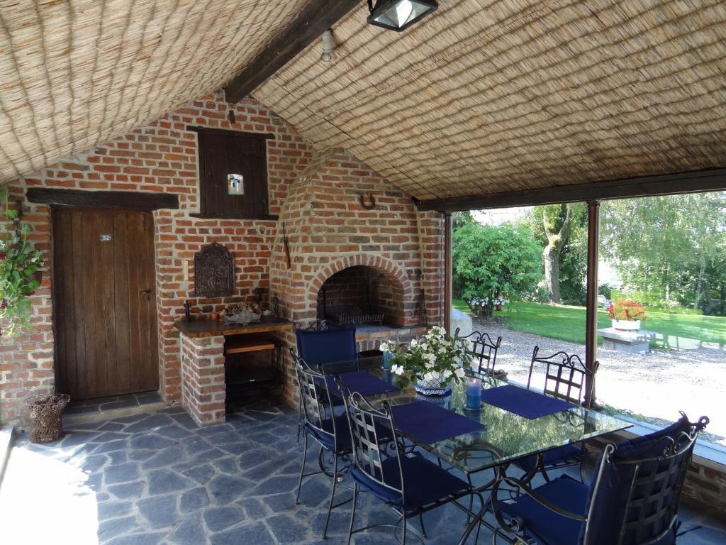 B&B Aux Beaux Buis Blegny Экстерьер фото